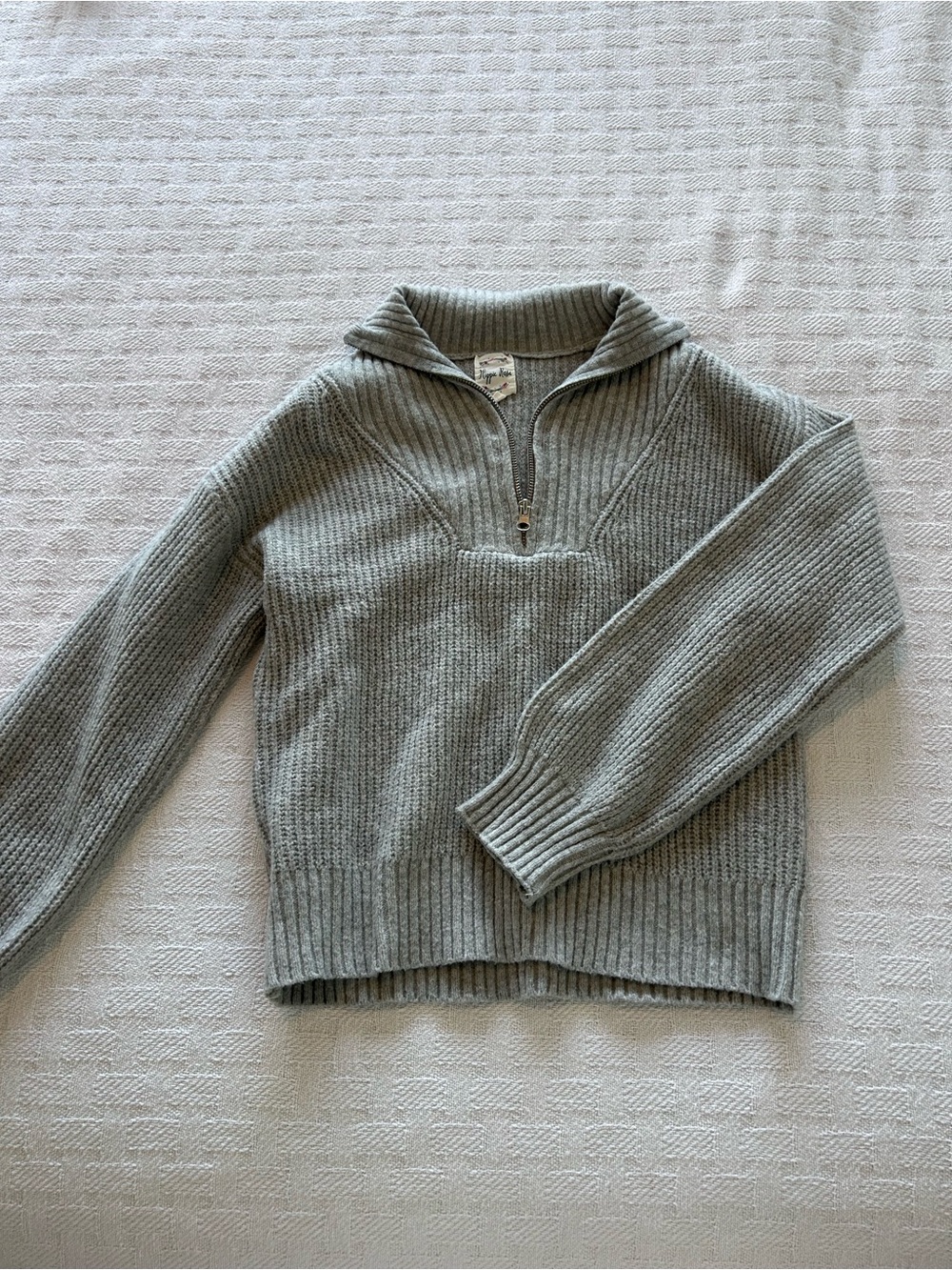 Hippie Rose Ribbed Quarter-Zip Turtleneck Sweater - Light Gray